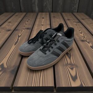 Adidas Men's Gray Sneakers - Barreda JQ7237